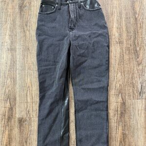 Abercrombie & Fitch Women’s Ankle Straight Denim